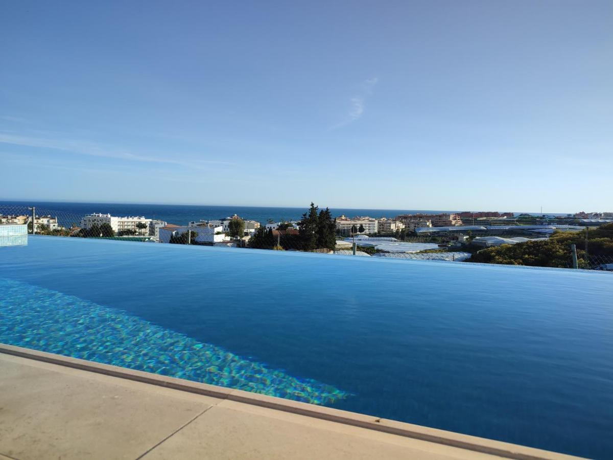 Villa Delicia ตอร์ร็อกซ์ ภายนอก รูปภาพ